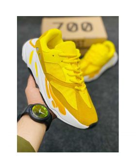 Adidas Yeezy 700 